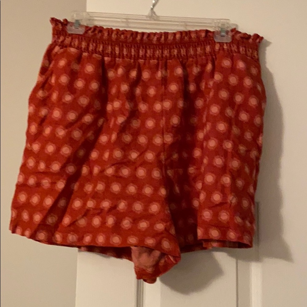 High wasted shorts